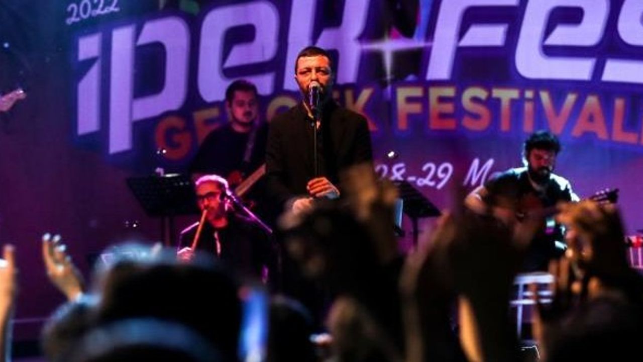 İpekyolu'nda Mehmet Erdem Konseri