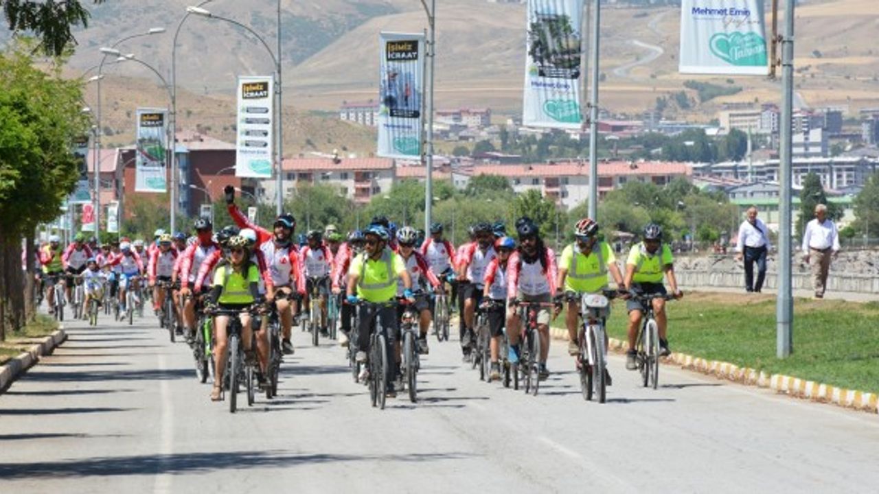 4. Van Denizi Bisiklet Festivali" katılımcıları Bitlis'e ulaştı