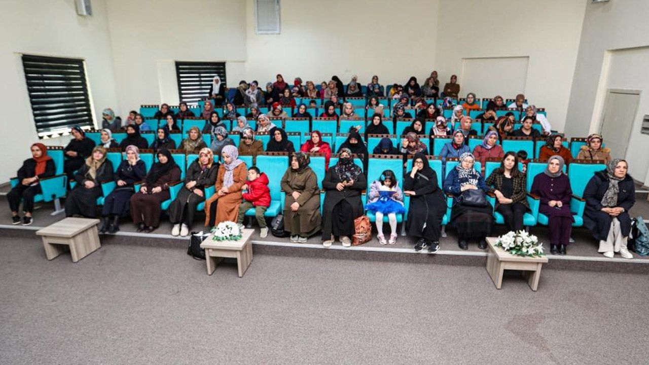 Van Büyükşehir Belediyesinden ‘Ramazan’ semineri