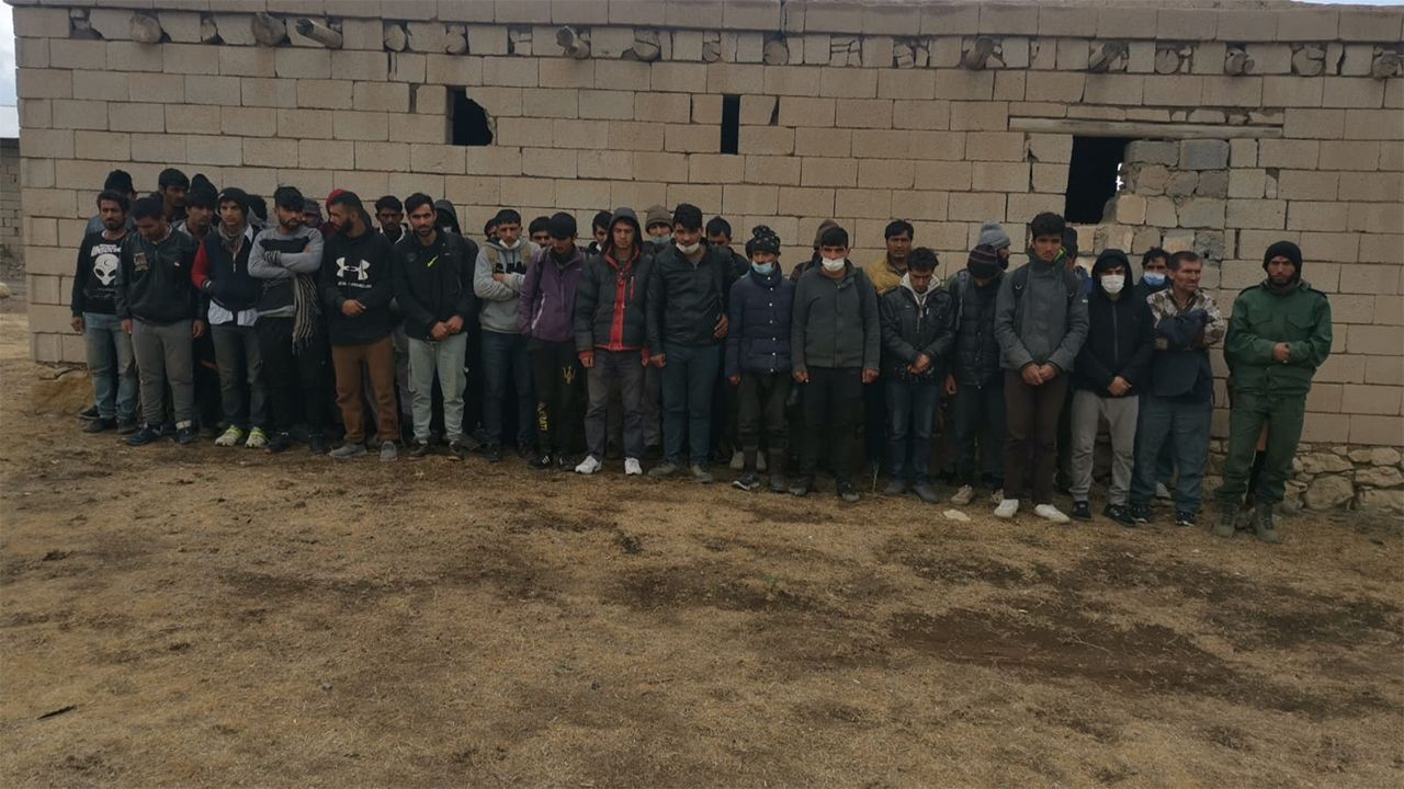 Van'da 66 düzensiz göçmen yakalandı