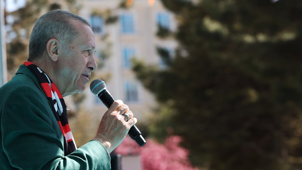 Cumhurbaşkanı Erdoğan Van mitingine katılanların sayısını açıkladı