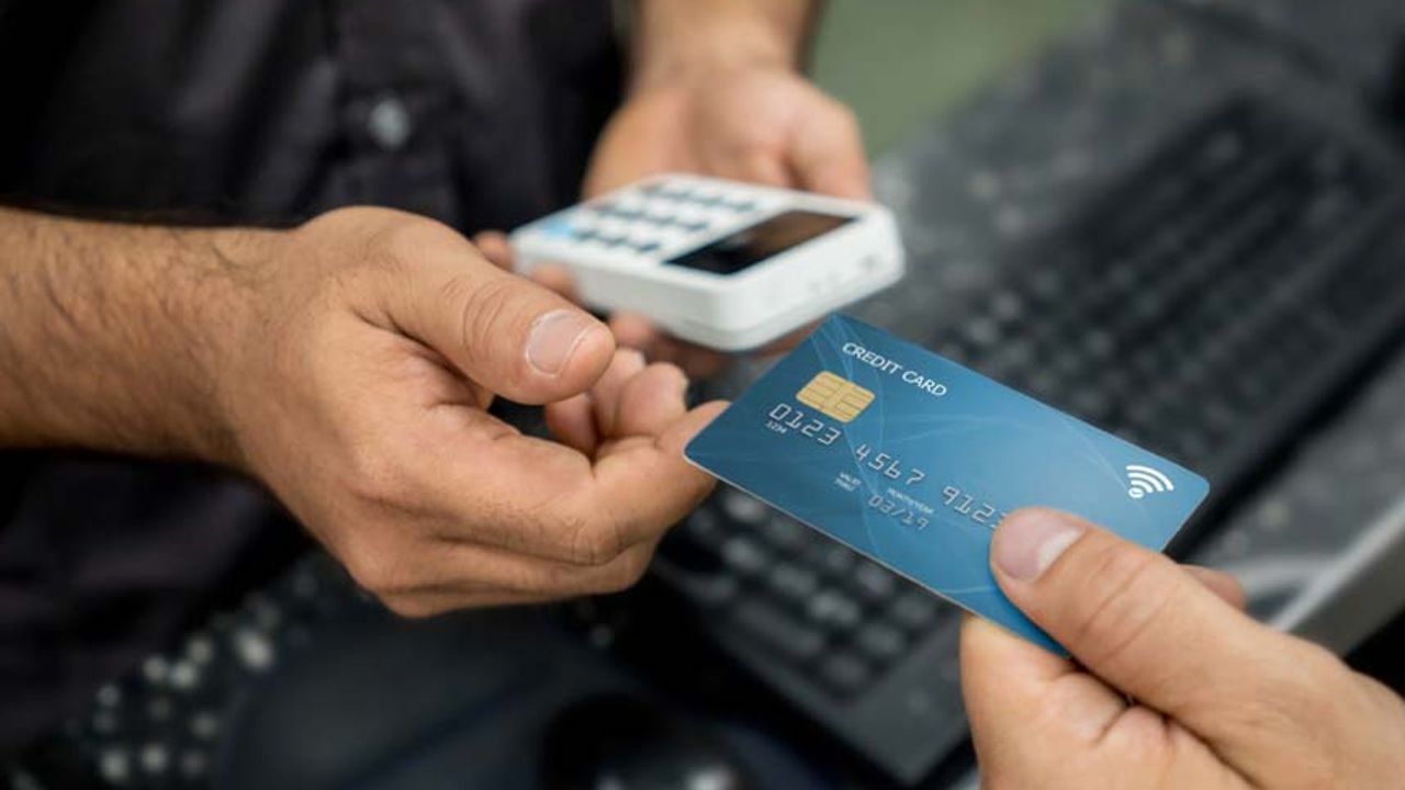 BDDK’dan kredi kartı kararı! Bankalardan kart sahiplerine 3 seçenek...