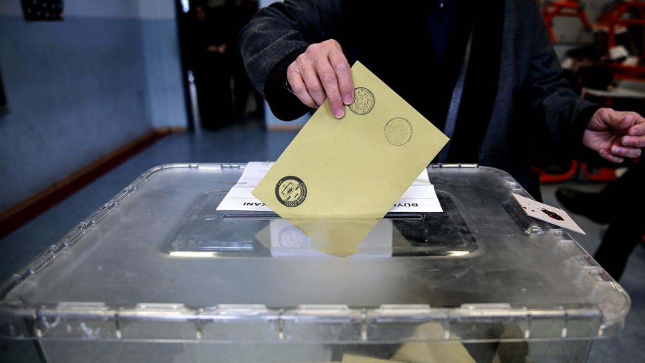Yurt dışında oy kullanan seçmen sayısı 1 milyonu aştı