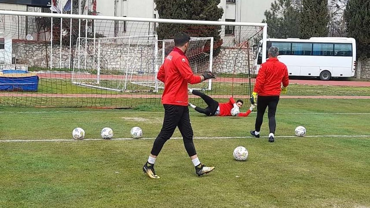 Uşakspor'da Vanspor maçı hazırlıkları başladı