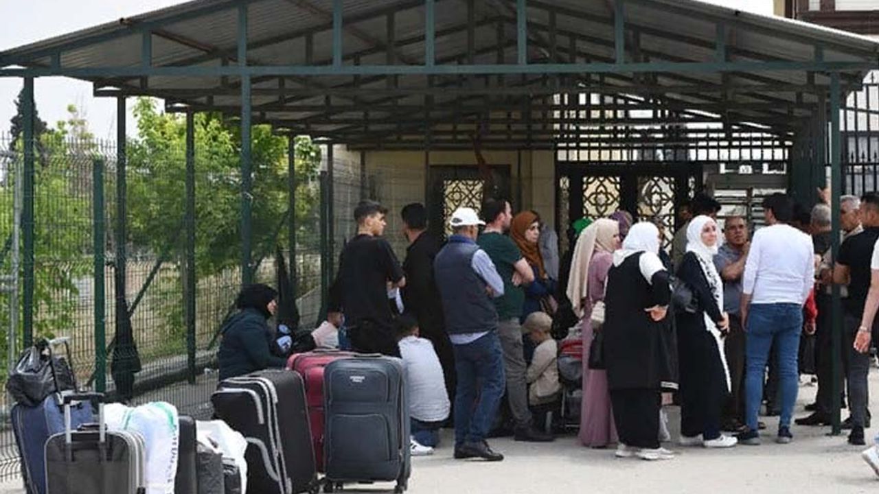 Ülkesine dönen Suriyeli sayısı 554 bin 107'ye ulaştı