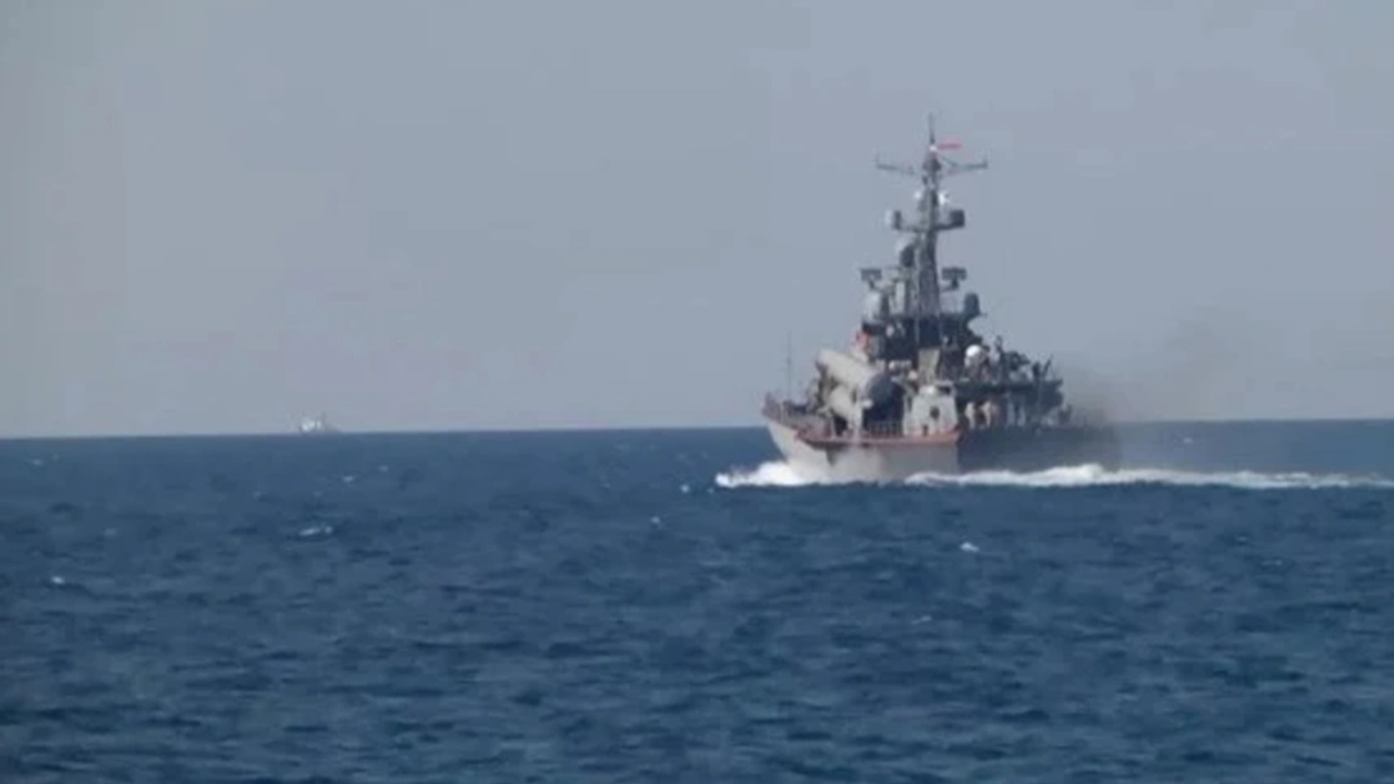 Rusya'dan Karadeniz’de kuru yük gemisine uyarı ateşi!