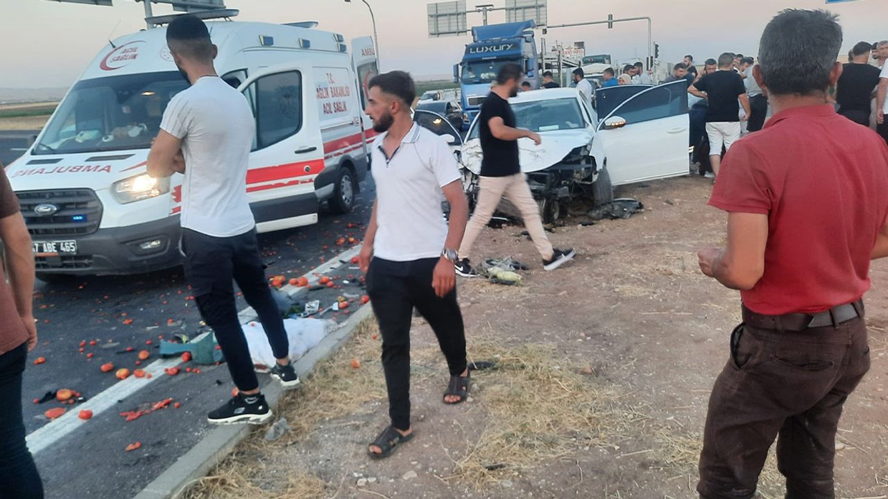 Mardin’de trafik kazası: 1’i ağır 10 yaralı