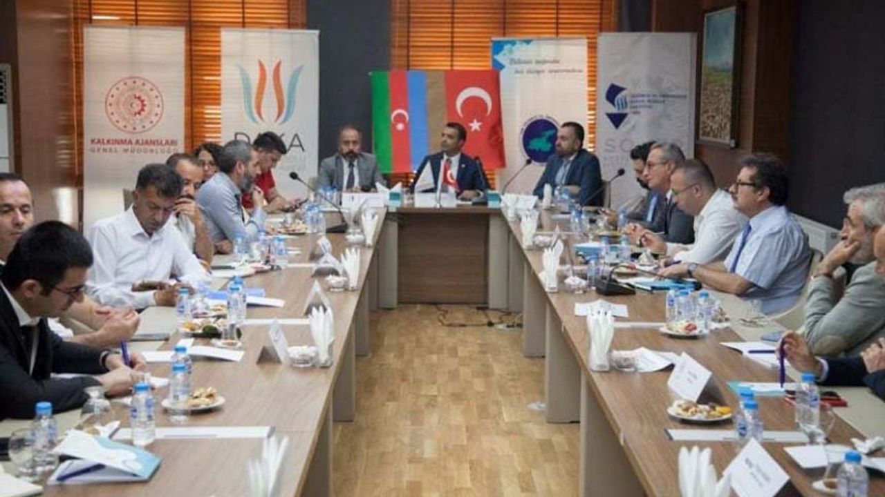 Türkiye - Azerbaycan işbirliği konferansı Van’da gerçekleşti