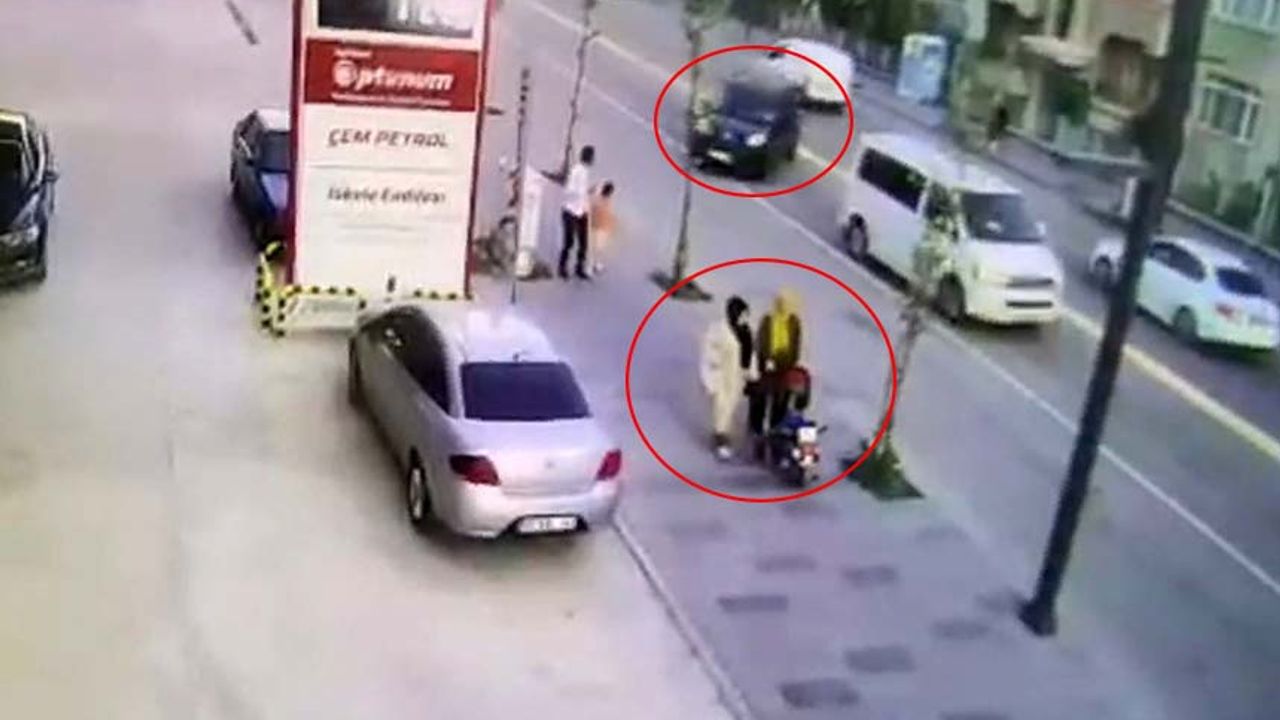 Van'da feci kaza: Kadınlar bebek arabasıyla havaya savruldu