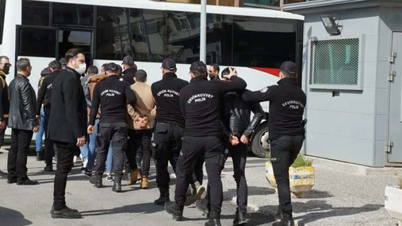 Van’da aranan 19 kişi tutuklandı