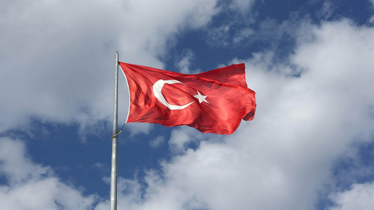 Cumhurbaşkanı Erdoğan Türkiye'de 3 günlük milli yas ilan edildiğini duyurdu