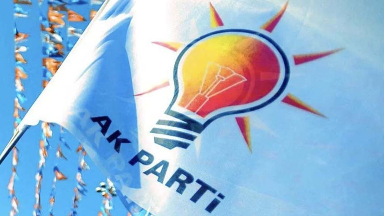 AK Parti'ye İstanbul ve ilçeleri için 251 aday adayı başvuru yaptı