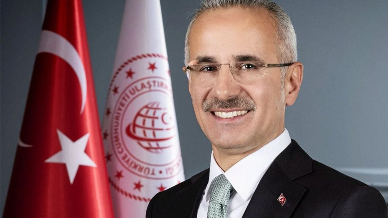 Uraloğlu: İlk Türk uzay yolcusu milli çağrı işareti ile iletişim kuracak