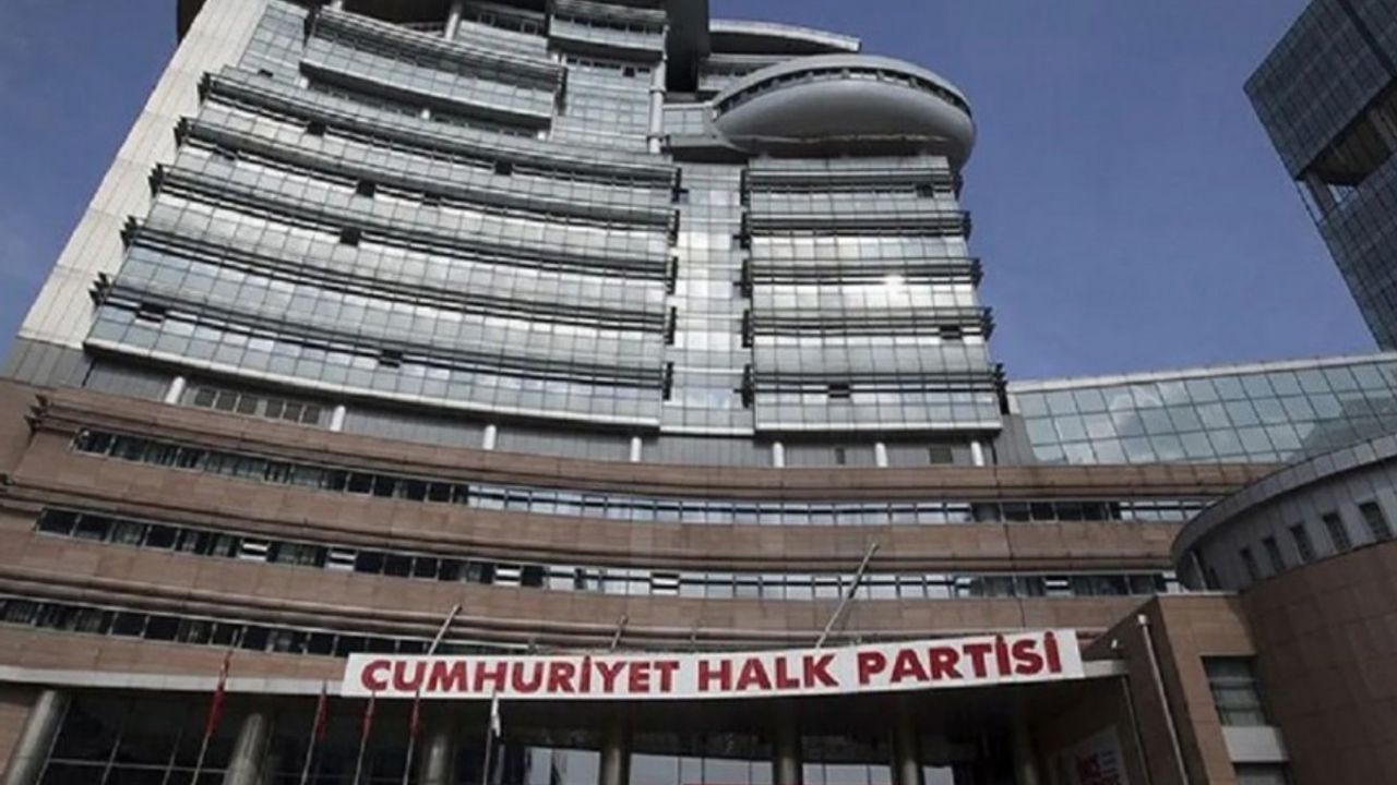 CHP'de 6'sı büyükşehir 242 aday belli oldu