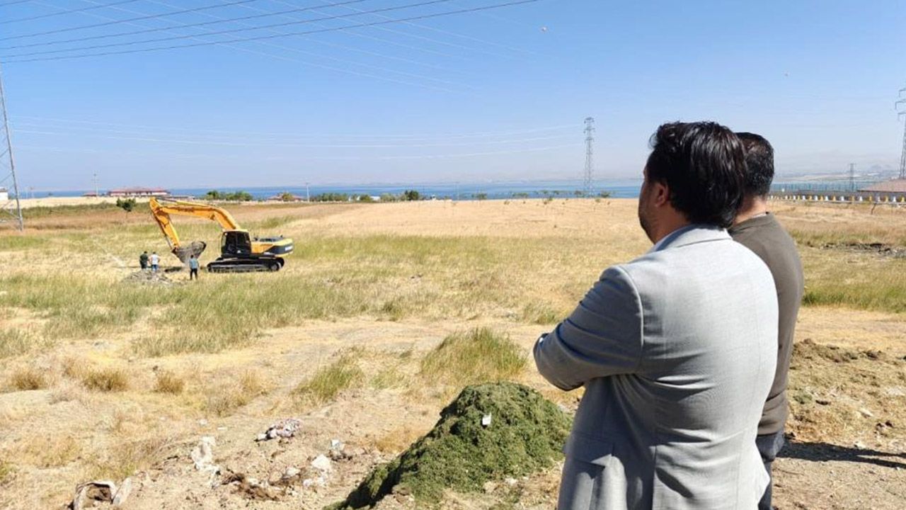 Van'ın yeni Ağız ve Diş Merkezi için ilk kazma vuruldu