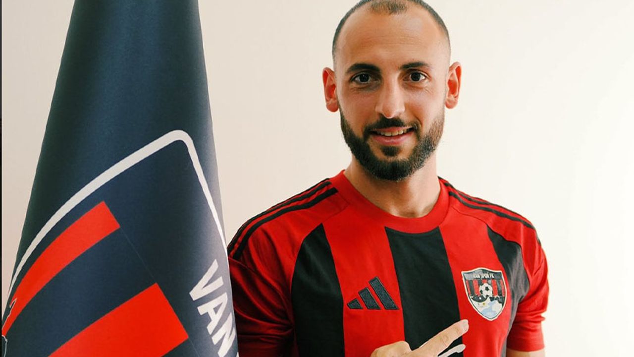 Vanspor’un yeni transferi formayı giydi!