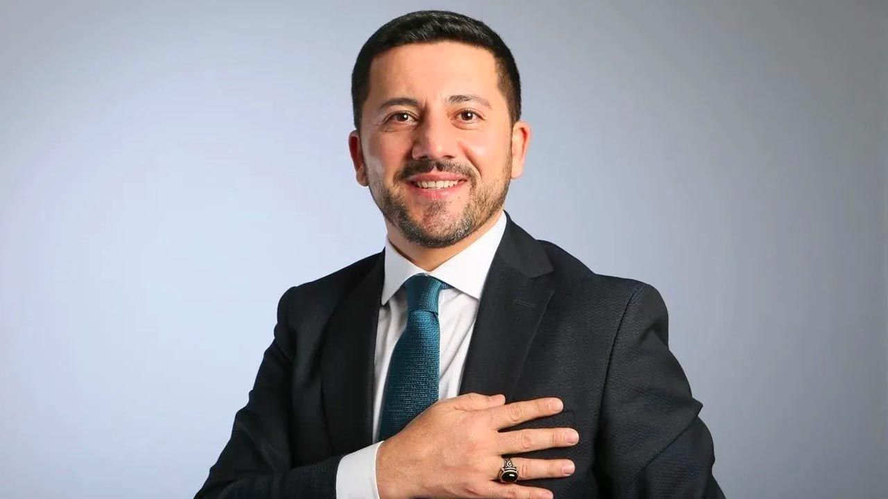 Rasim Arı Kimdir?