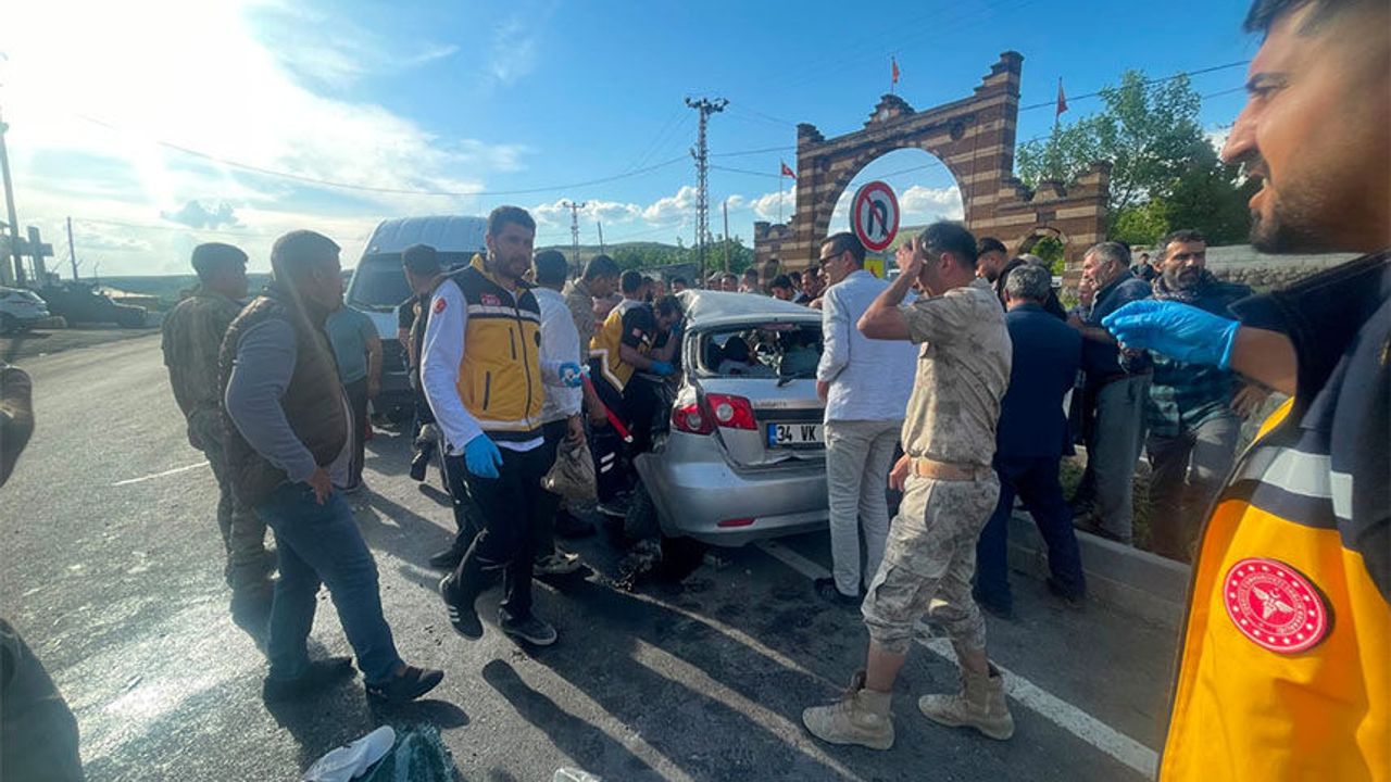 Muradiye'de trafik kazası: 5 yaralı