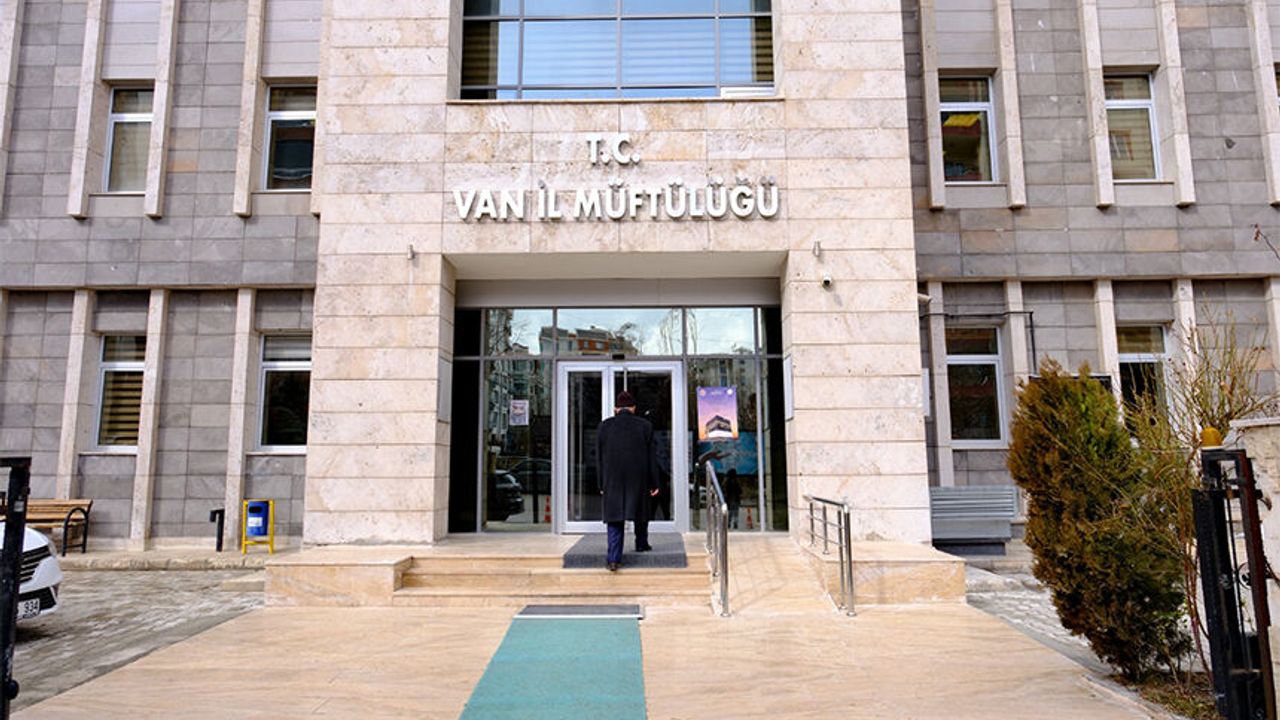Van İl Müftülüğü yaz kurslarına hazırlanıyor