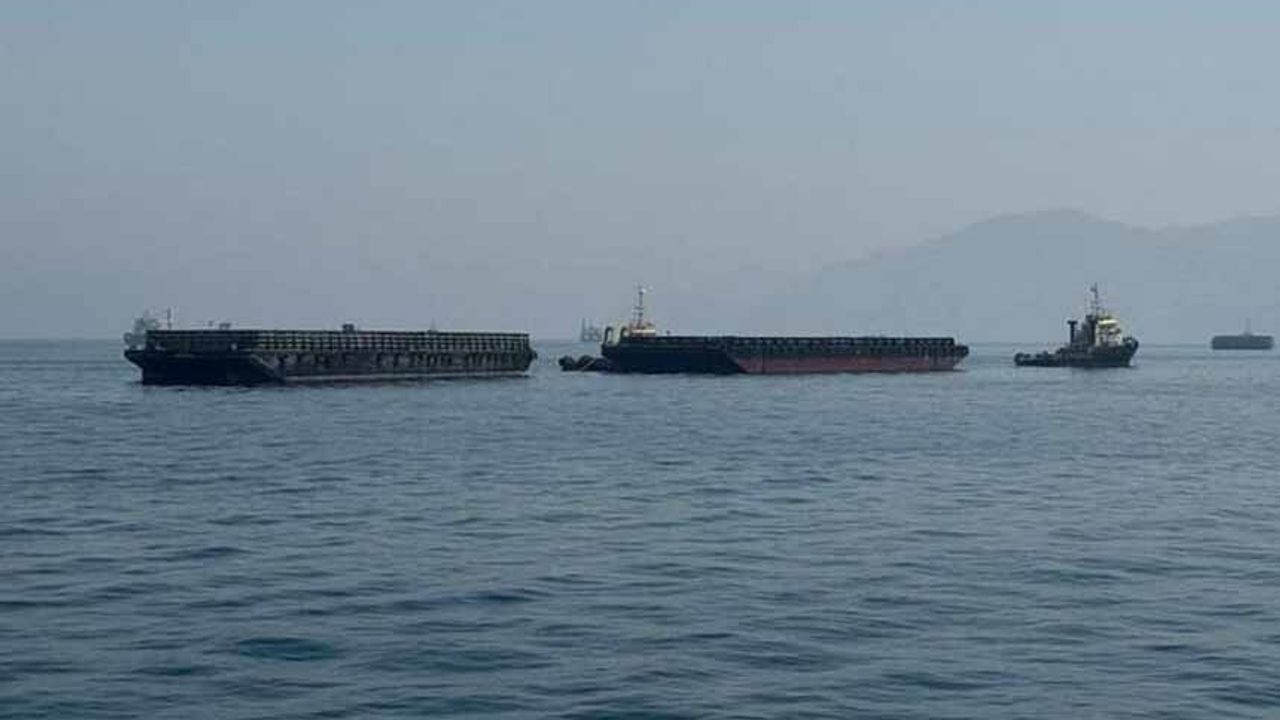 İran, Hürmüz Boğazı'nda 56 gemiyi ‘kara liste’ye aldı
