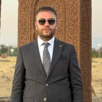 Hamza Sığınç kimdir?