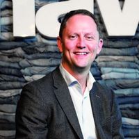 Cüneyt Yavuz Kimdir?