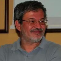 Latif Demirci Kimdir?