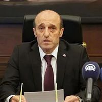 Orhan Çiftçi Kimdir?