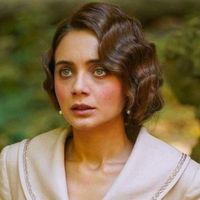 Damla Sönmez Kimdir?