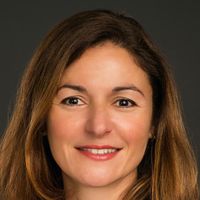 Feryal Özel Kimdir?