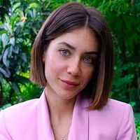 Fulya Zenginer Kimdir?