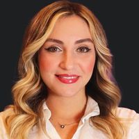 Helin Çelik Kimdir?