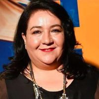 Hülya Duyar Kimdir?