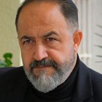 Mehmet Özgür Kimdir?
