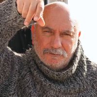 Mustafa Avkıran Kimdir?