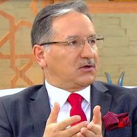 Mustafa Karataş Kimdir?