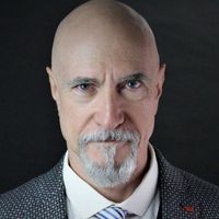 Osman Soykut Kimdir?