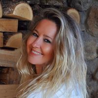 Pınar Aylin Kimdir?