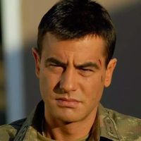 Tayanç Ayaydın Kimdir?