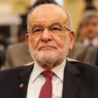 Temel Karamollaoğlu Kimdir?