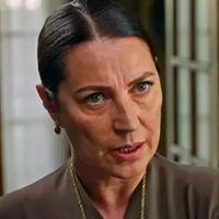 Vahide Perçin Kimdir?