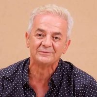 Zafer Algöz Kimdir?