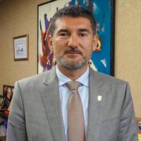 Çağrı Erhan Kimdir?