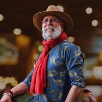 Cüneyt Asan Kimdir?