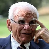 Gazi Yaşargil Kimdir?