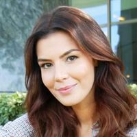 Hatice Şendil Kimdir?