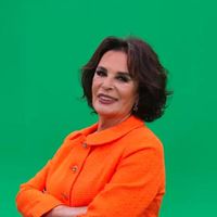 Hülya Koçyiğit Kimdir?