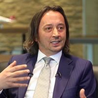 İbrahim Karagül Kimdir?