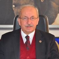 Kadir Albayrak Kimdir?