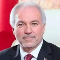 Kamil Saraçoğlu Kimdir?